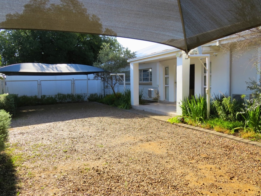 5 Bedroom Property for Sale in Dan Pienaar Free State